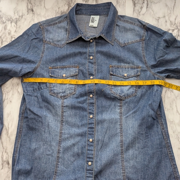 Women's Snap Button Denim Short from H&M size 12 - Picture 7 of 10